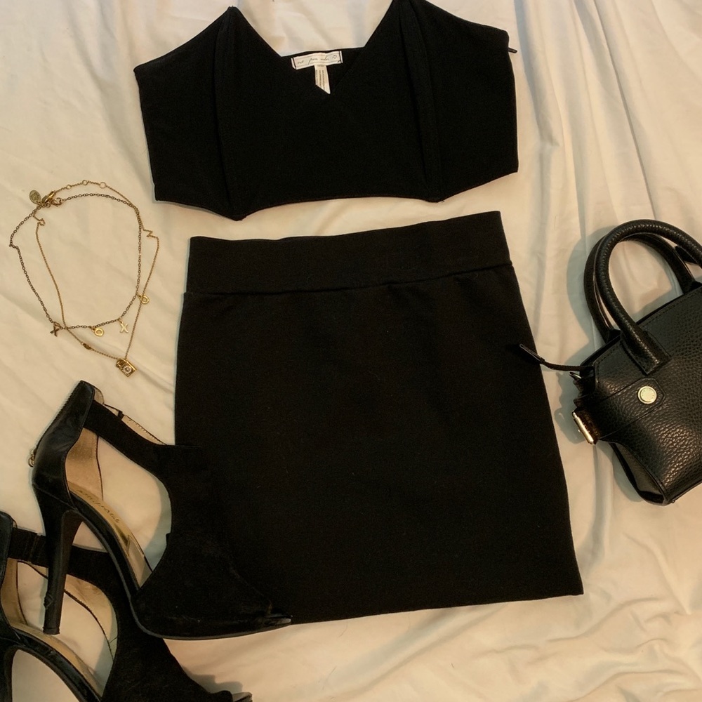 Brandy Melville pencil skirt